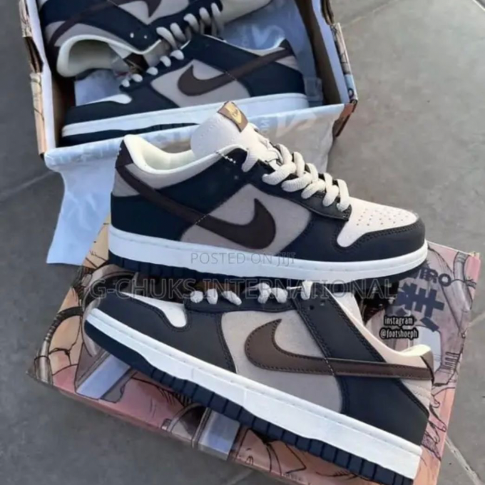 Nike SB Dunk Low Sneakers - BabiShop225
