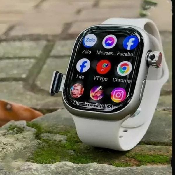 BabiShop225 Montre connecté Watch Série 8+Camera 5G
