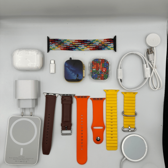 BabiShop225 SmartWatch Série 8 Pack 5en1 Pro